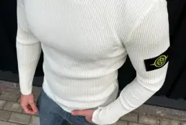 Свитер белый STONE ISLAND 9-453