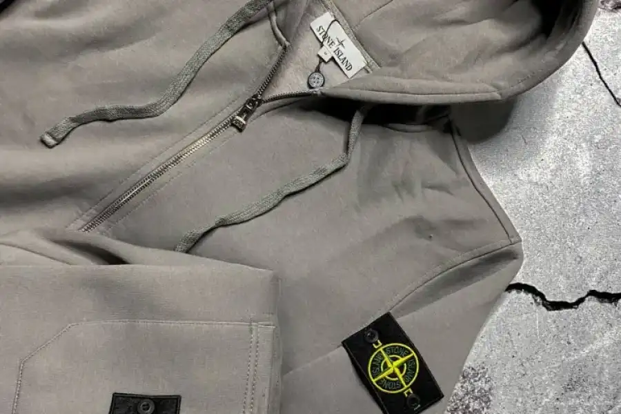 Спортивний костюм сірий зимовий Stone Island 