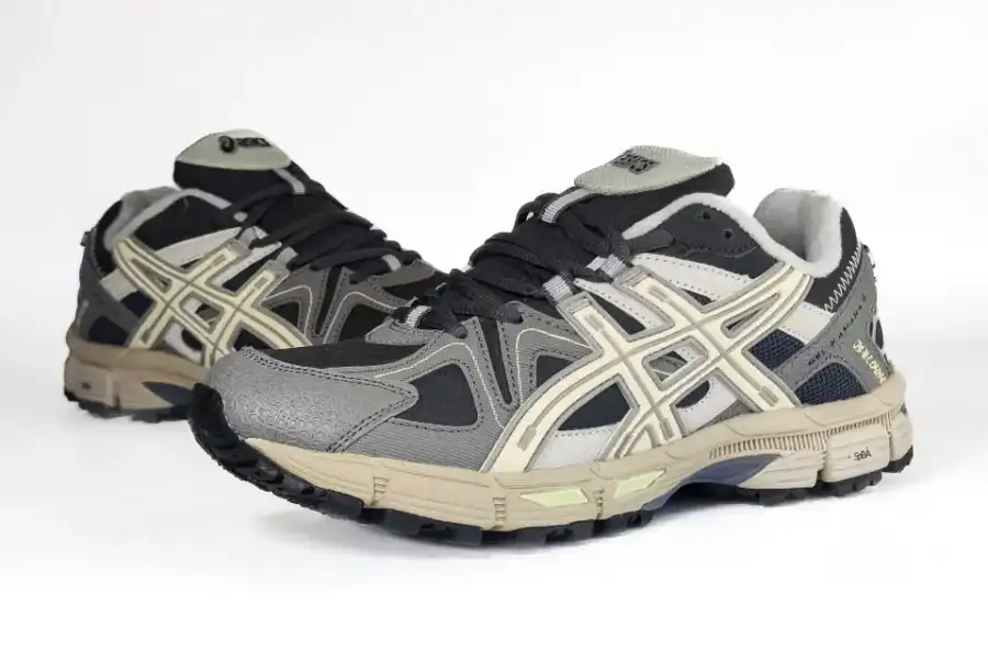 Asics Gel Kahana 8 Termo Beige-Gray