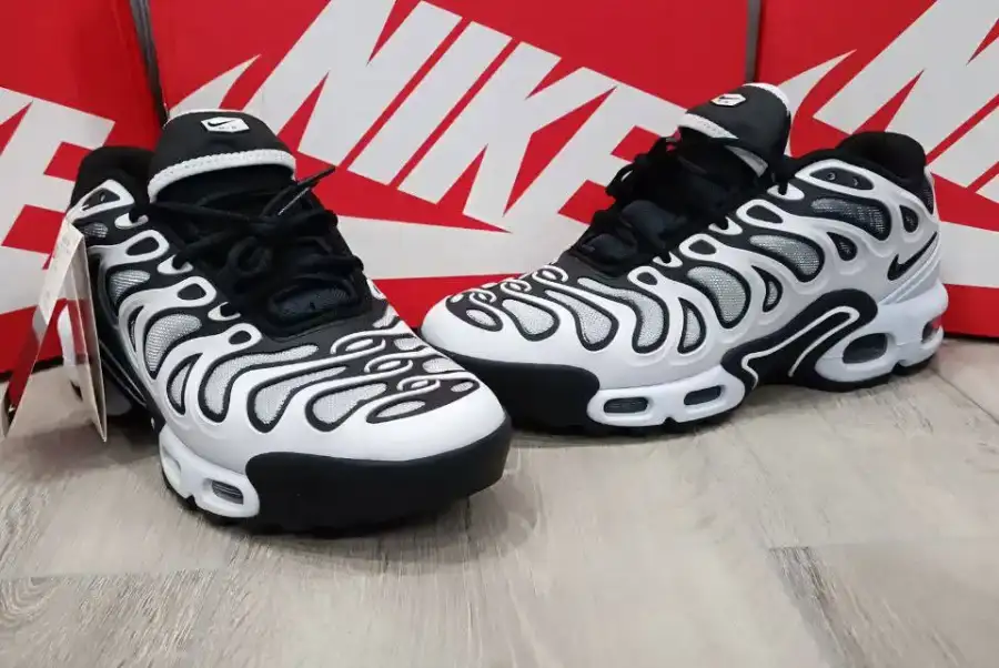 Кроссовки Nike Air Max Plus Drift