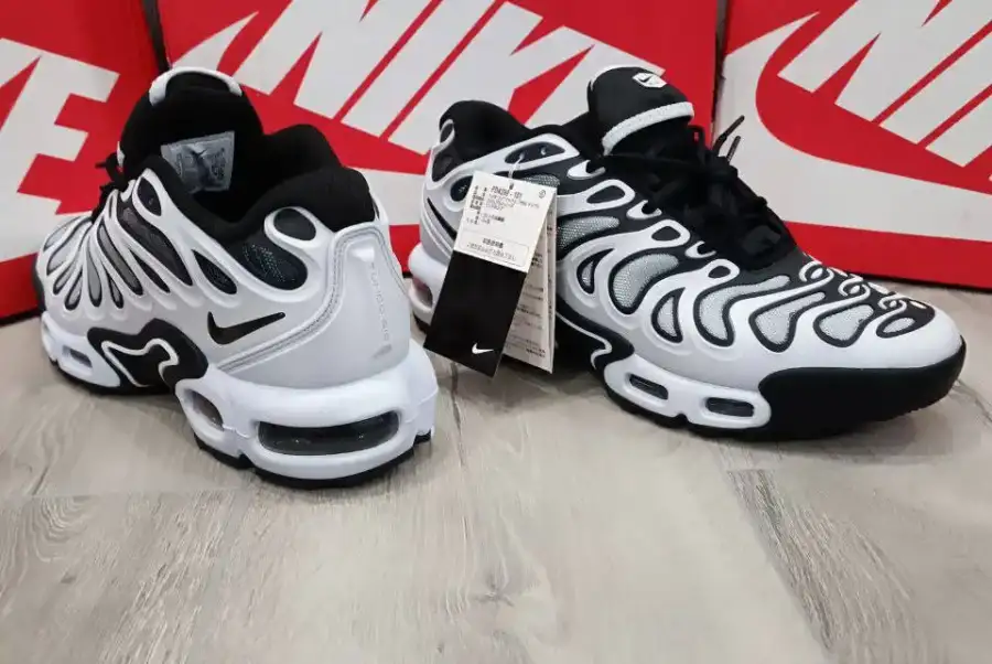 Кроссовки Nike Air Max Plus Drift