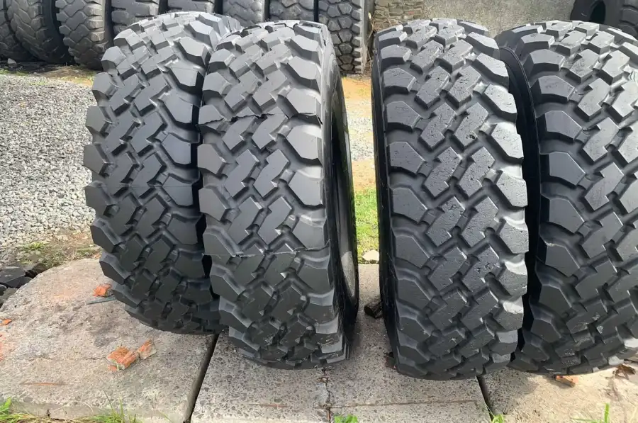 Б/у шина 14.00-R20 Pirelli, Michelin, GoodYear