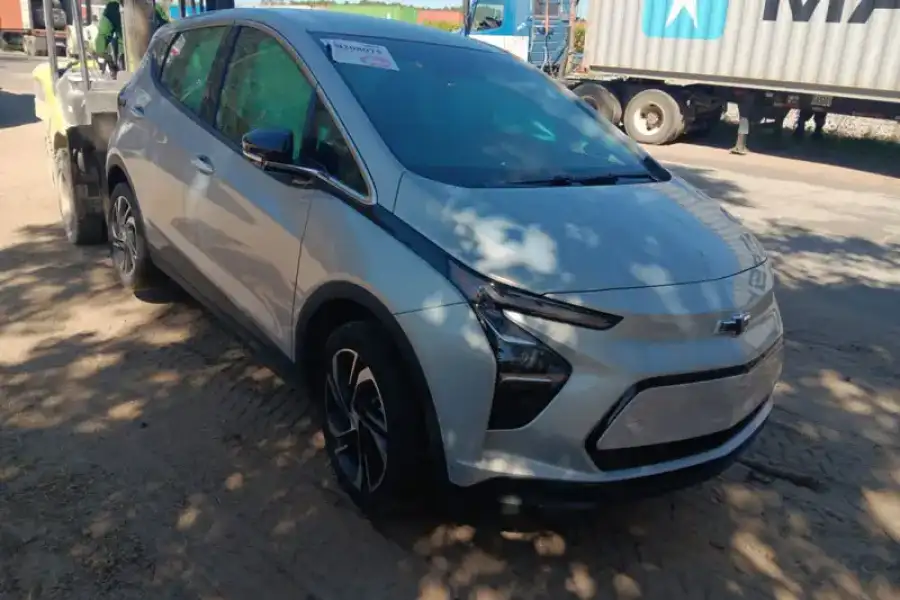 Chevrolet Bolt EV Fwd 2Lt 2023 Silver 