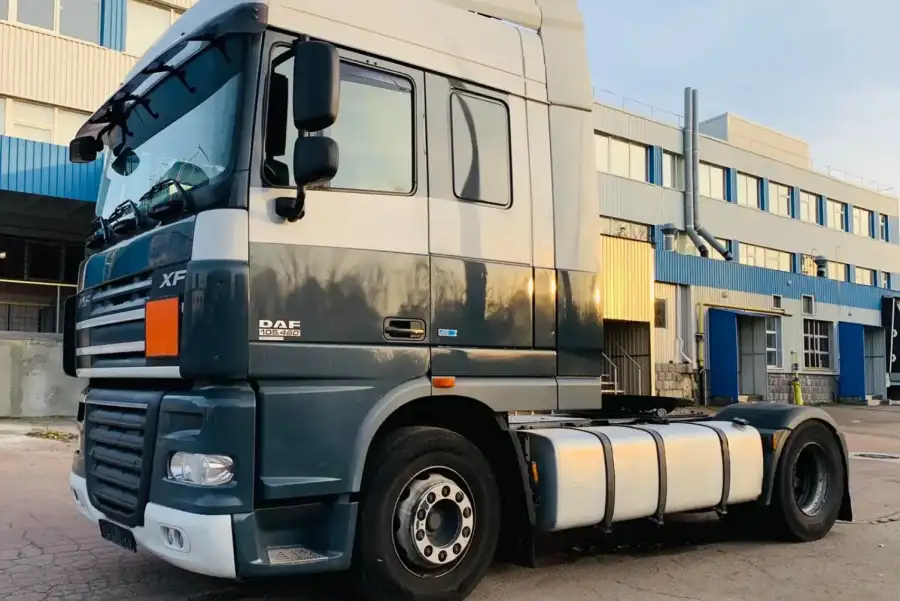 Тягач DAF XF 105 ADR ATE 2013