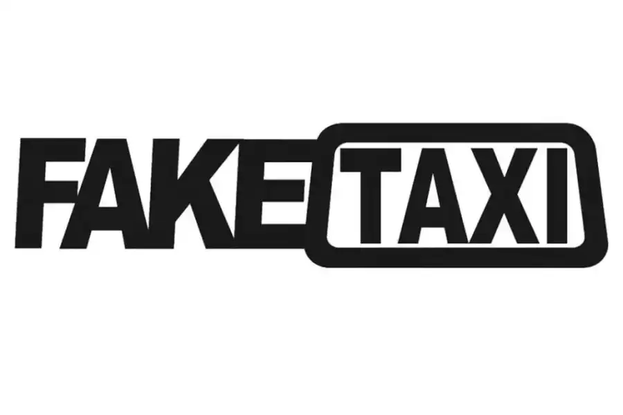 Наклейка на авто FakeTaxi Черная