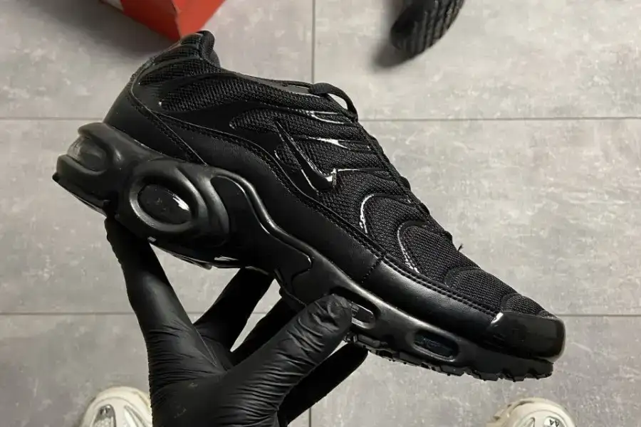 NIKE AIR MAX PLUS TRIPLE BLACK, грн 2,099.00