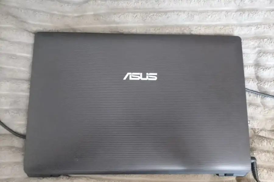 Продам свій ноутбук ASUS K53U