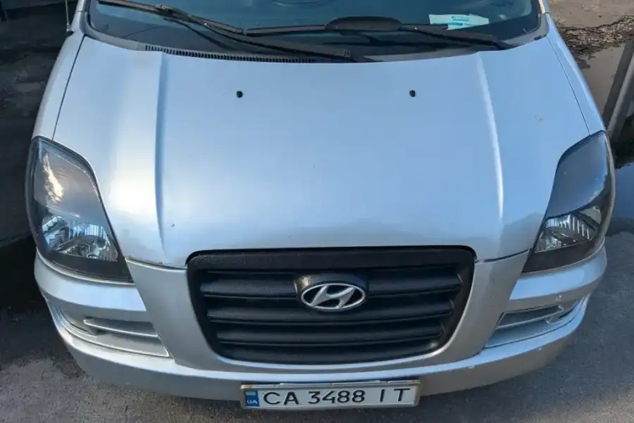  Hyundai H-1 