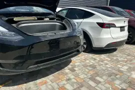 Розборка, шрот автомобілів Tesla 0667113110 viber