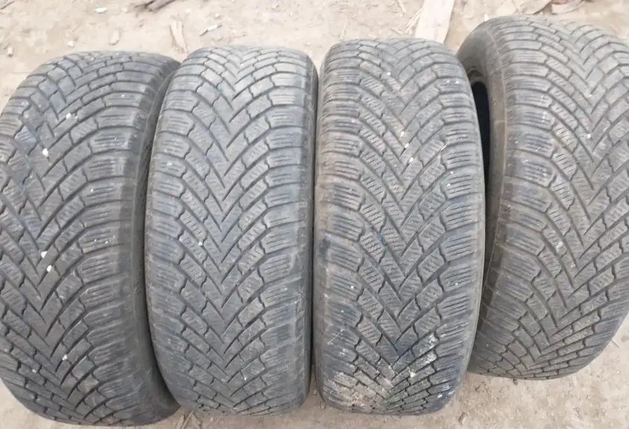 Зимові шини Continental 215/55 r16