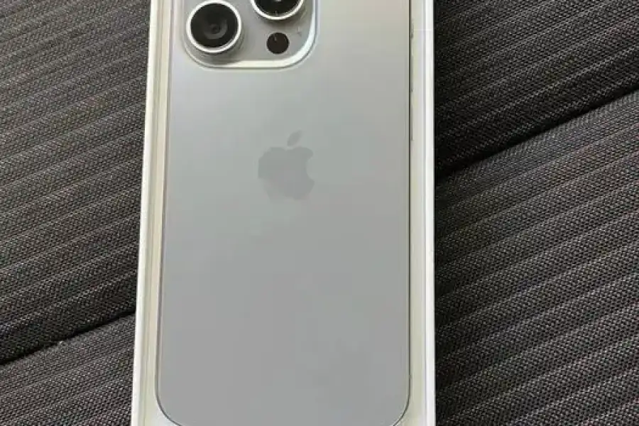 iPhone 15 Pro Natural Titanium!