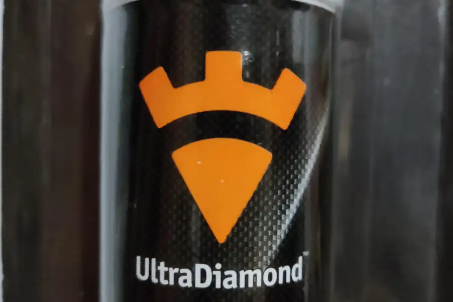 Присадка для авто UltraDiamond (ультрадіамонд) 